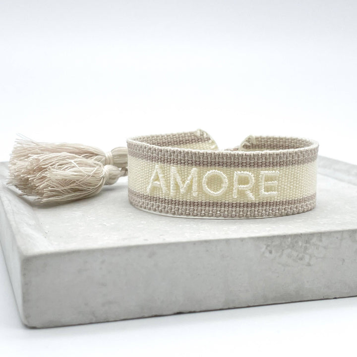 Bracelet AMORE tissé et brodé