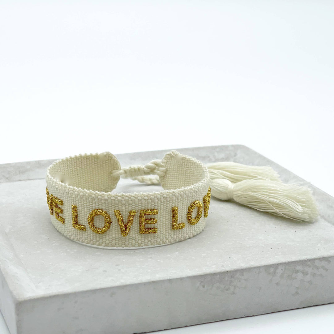 Bracelet LOVE LOVE LOVE tissé et brodé